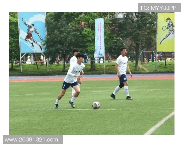 顺义九中足球明星崛起记：青春热血与梦想的追逐之路